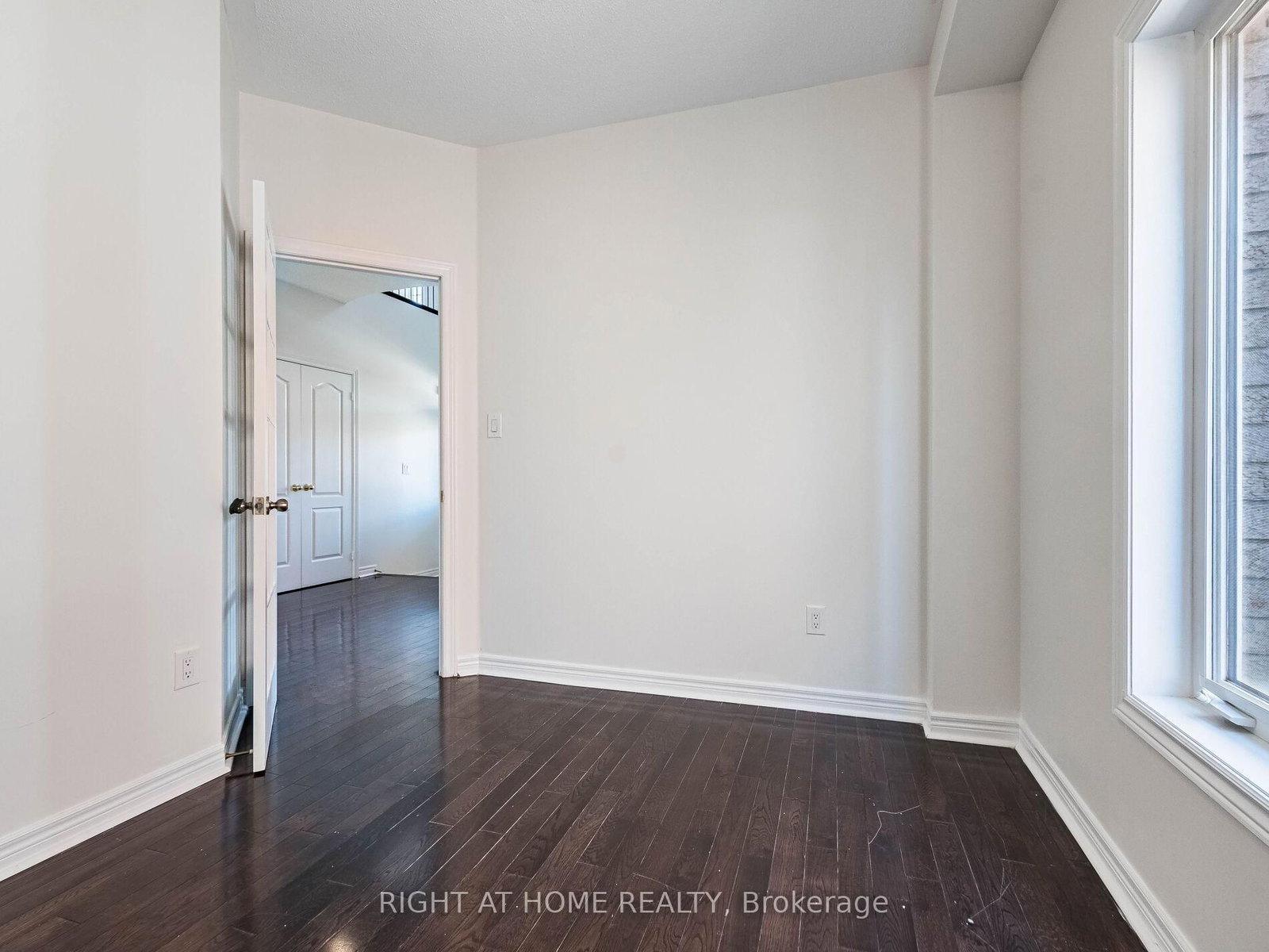 5441 Valhalla Cres, Mississauga, view 20