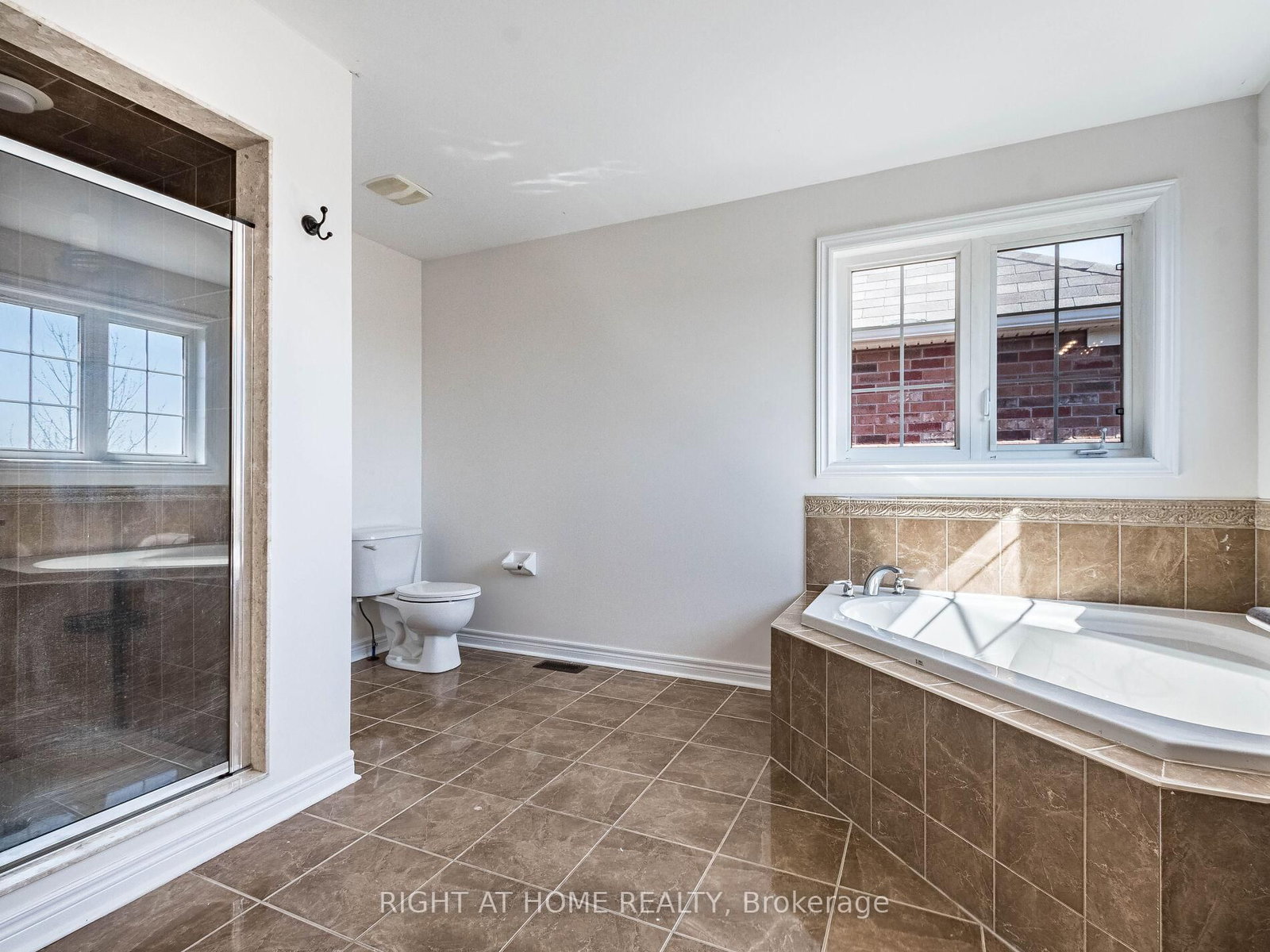 5441 Valhalla Cres, Mississauga, view 27
