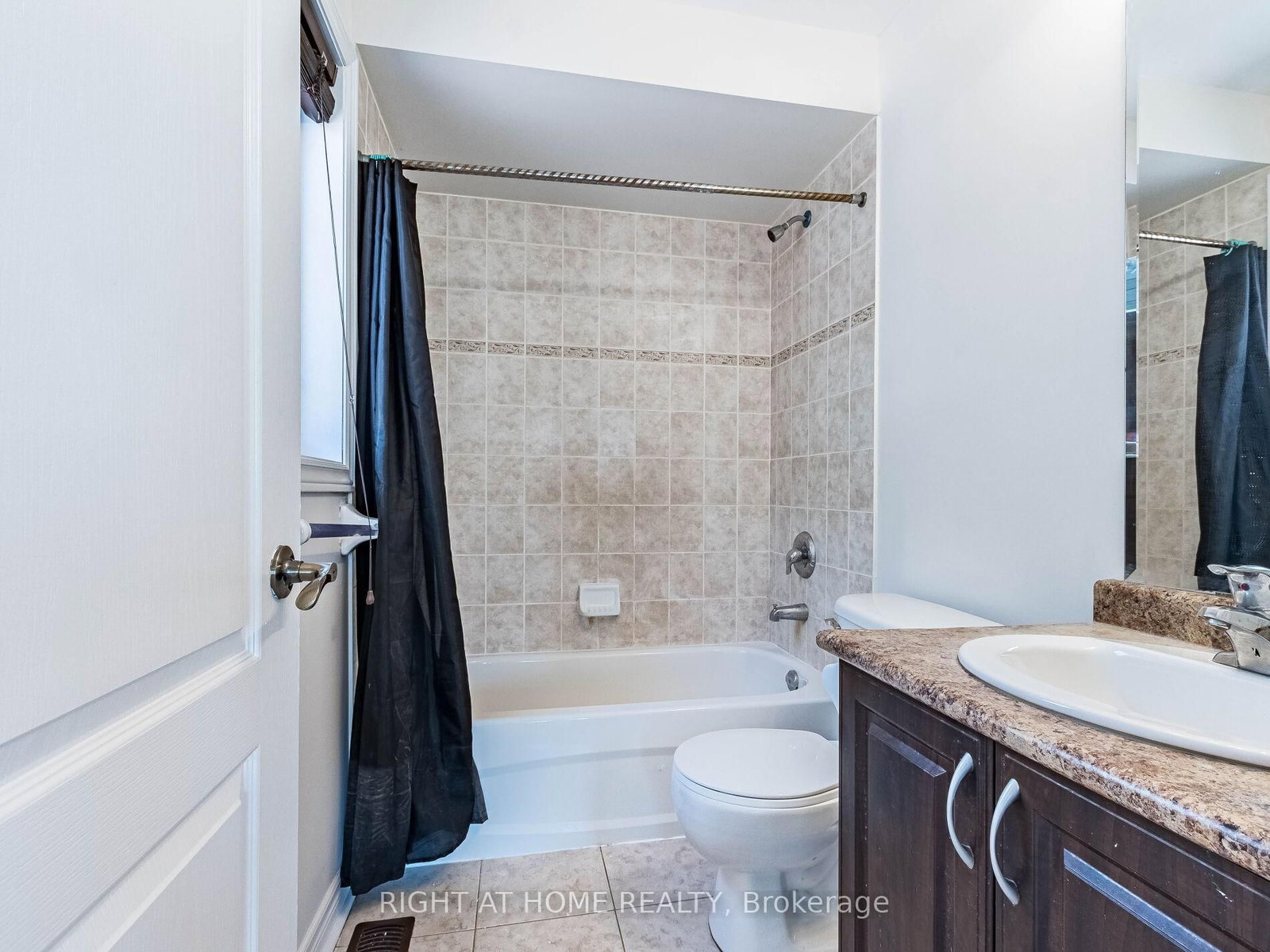 5441 Valhalla Cres, Mississauga, view 38
