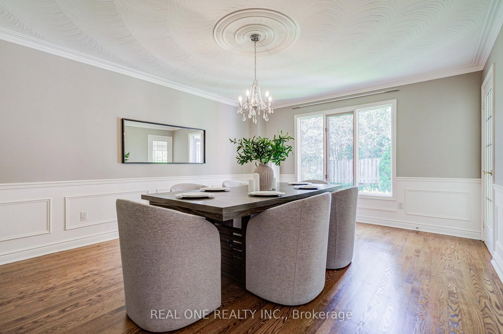 2025 BURBANK Drive • Mississauga, ON photo 15