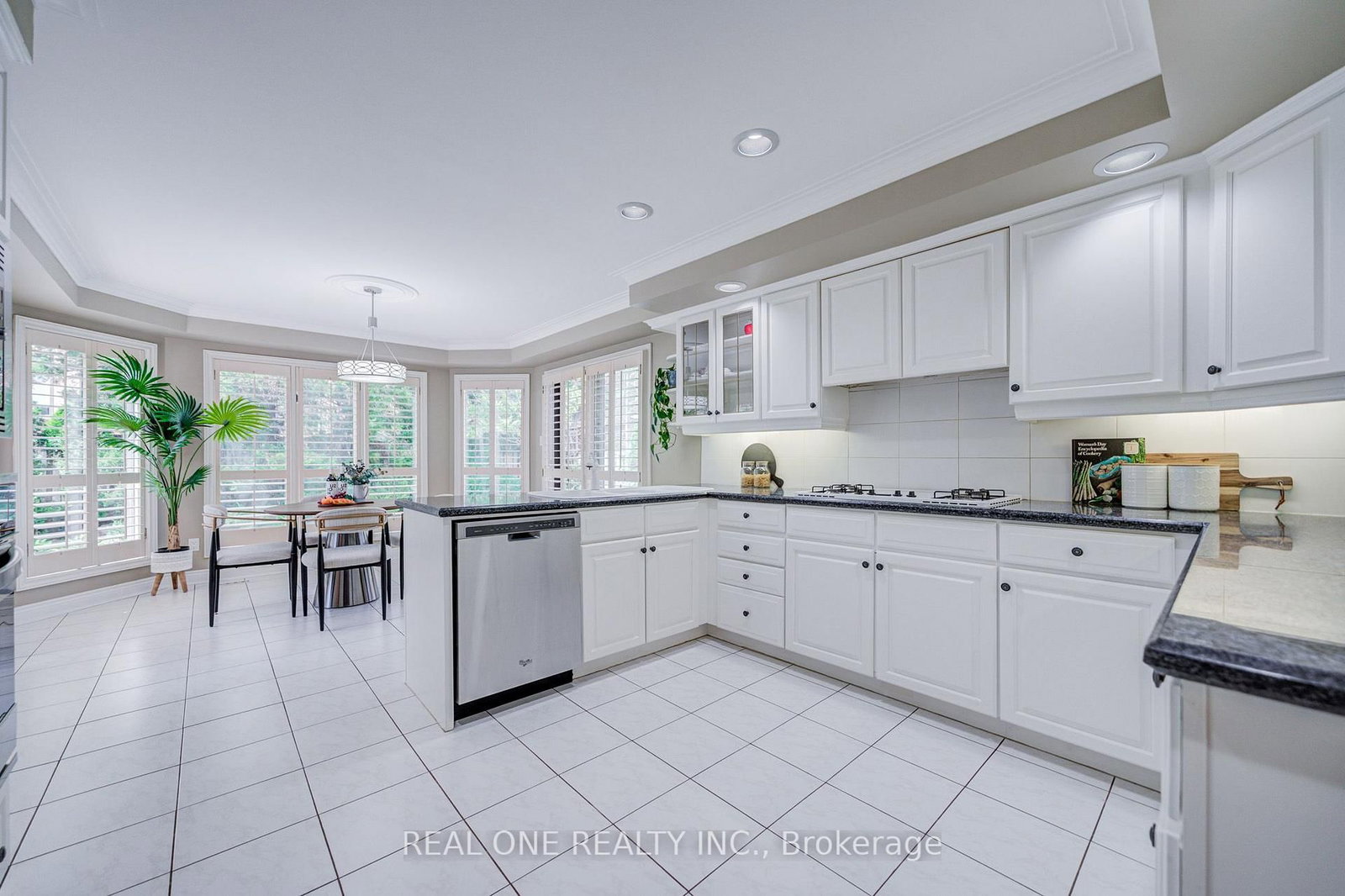 2025 BURBANK Drive • Mississauga, ON photo 17