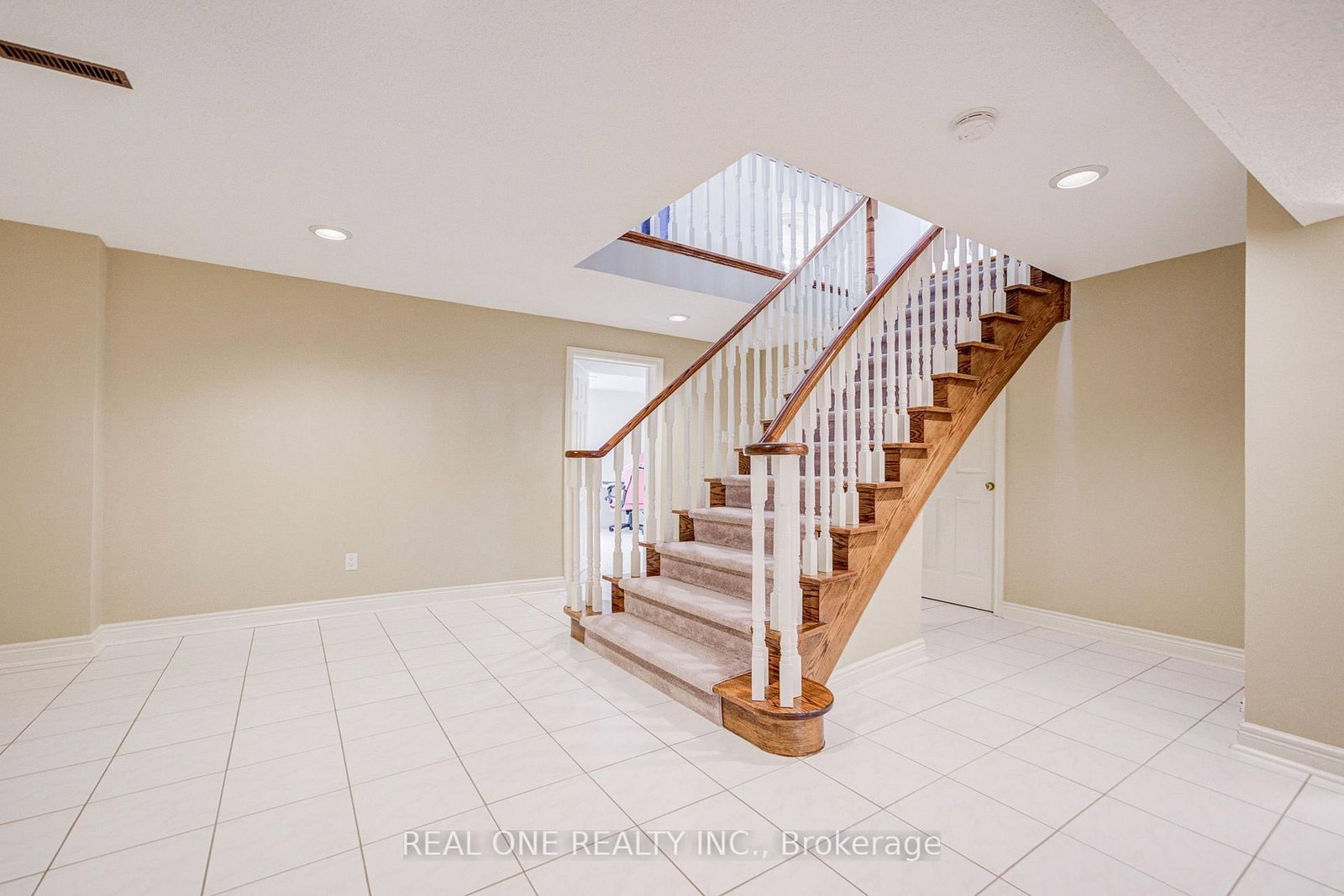 2025 BURBANK Drive • Mississauga, ON photo 39