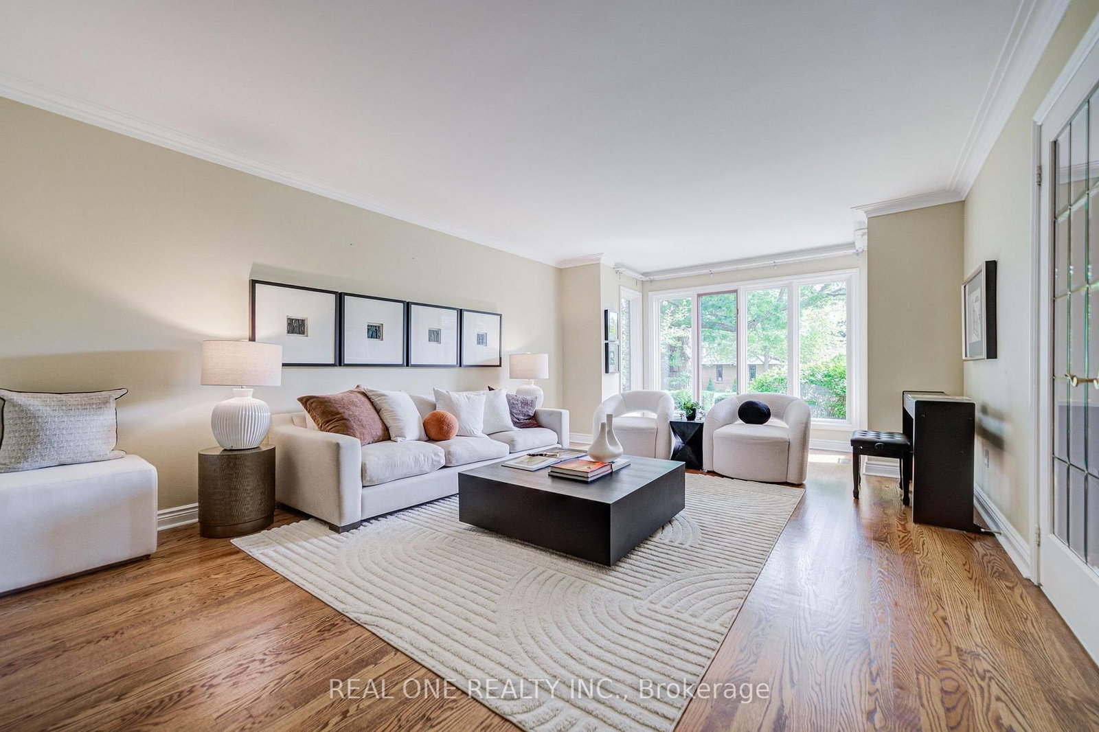 2025 BURBANK Drive • Mississauga, ON photo 9