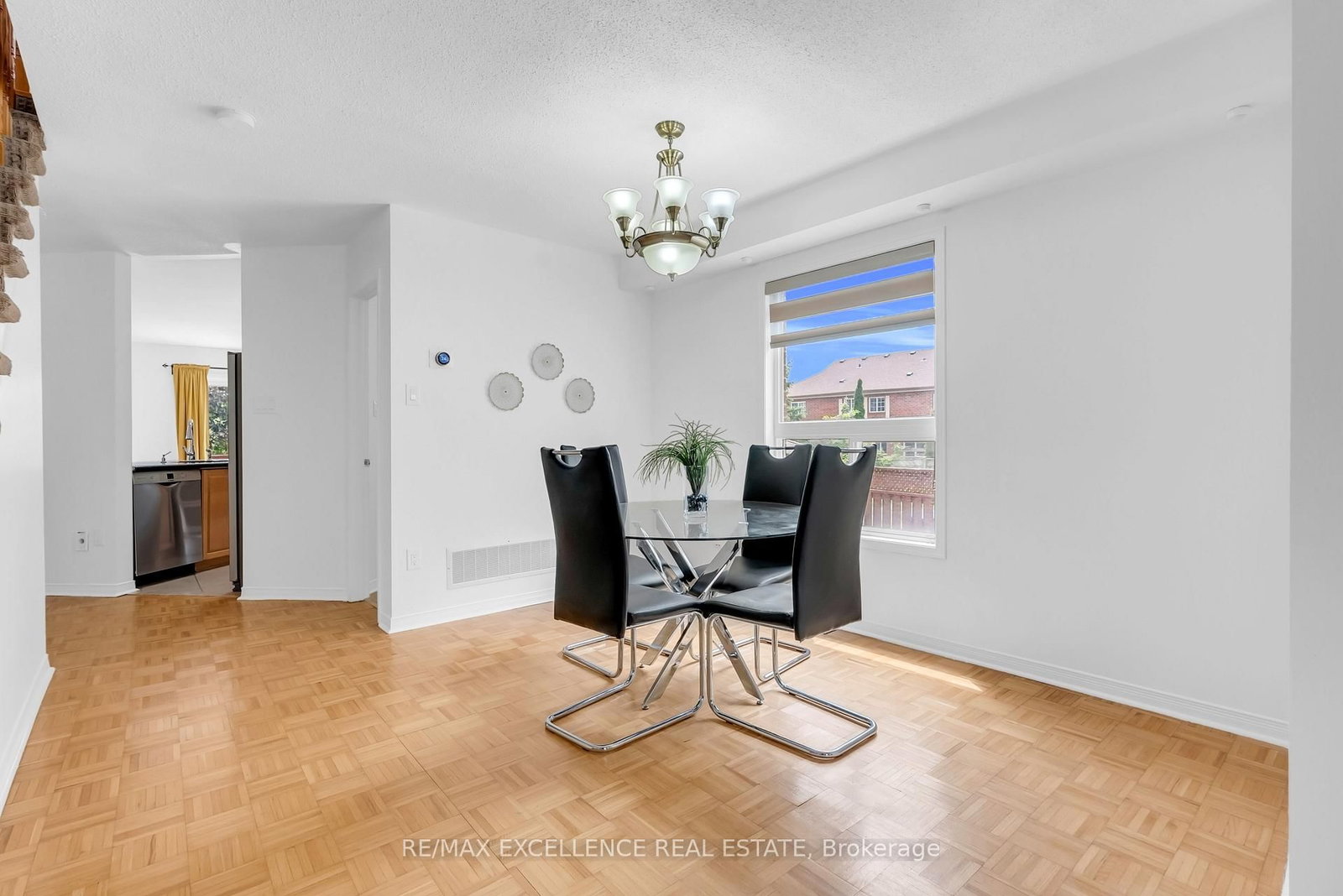 50 Jewel Crescent • Brampton, ON photo 7