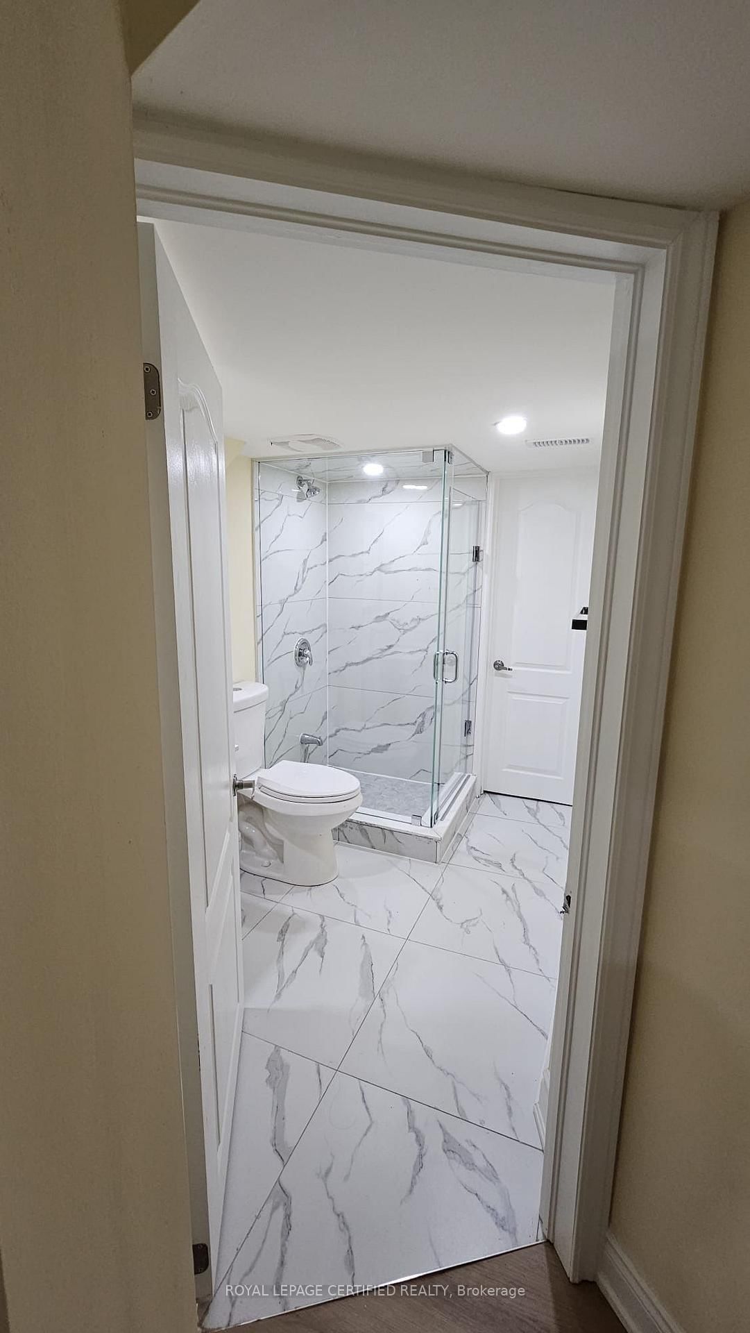 Basement - 102 Bunchberry Way, Brampton 2