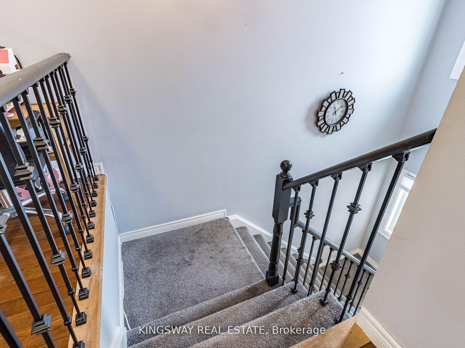 570 Enfield Road • Burlington, ON photo 18