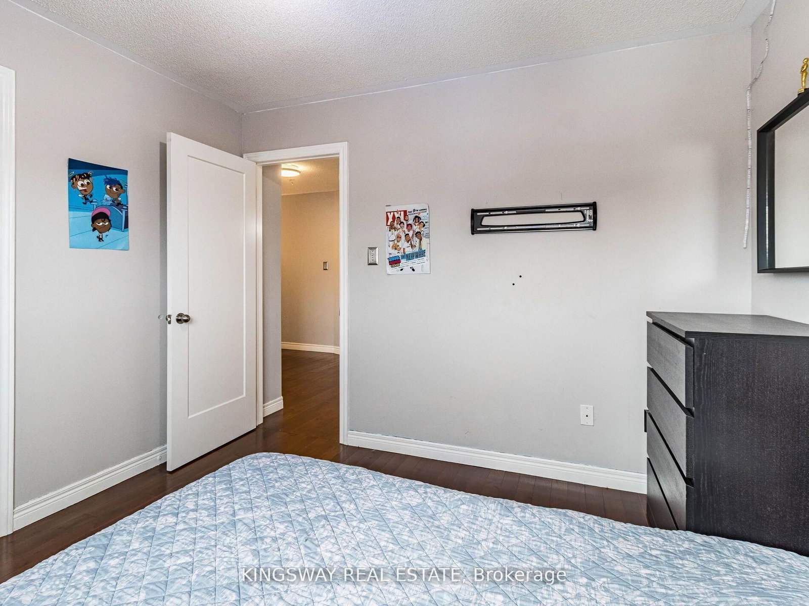 570 Enfield Road • Burlington, ON photo 26