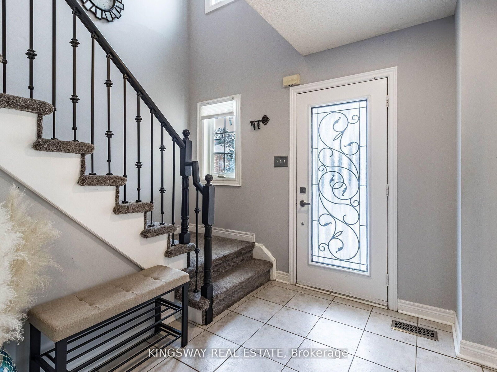 570 Enfield Road • Burlington, ON photo 5