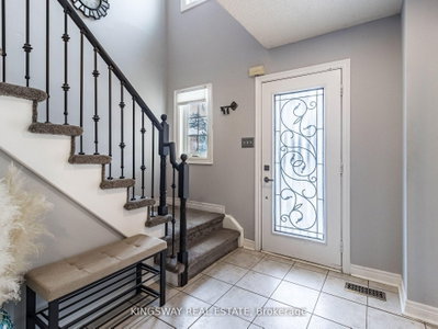 570 Enfield Road • Burlington, ON photo 5