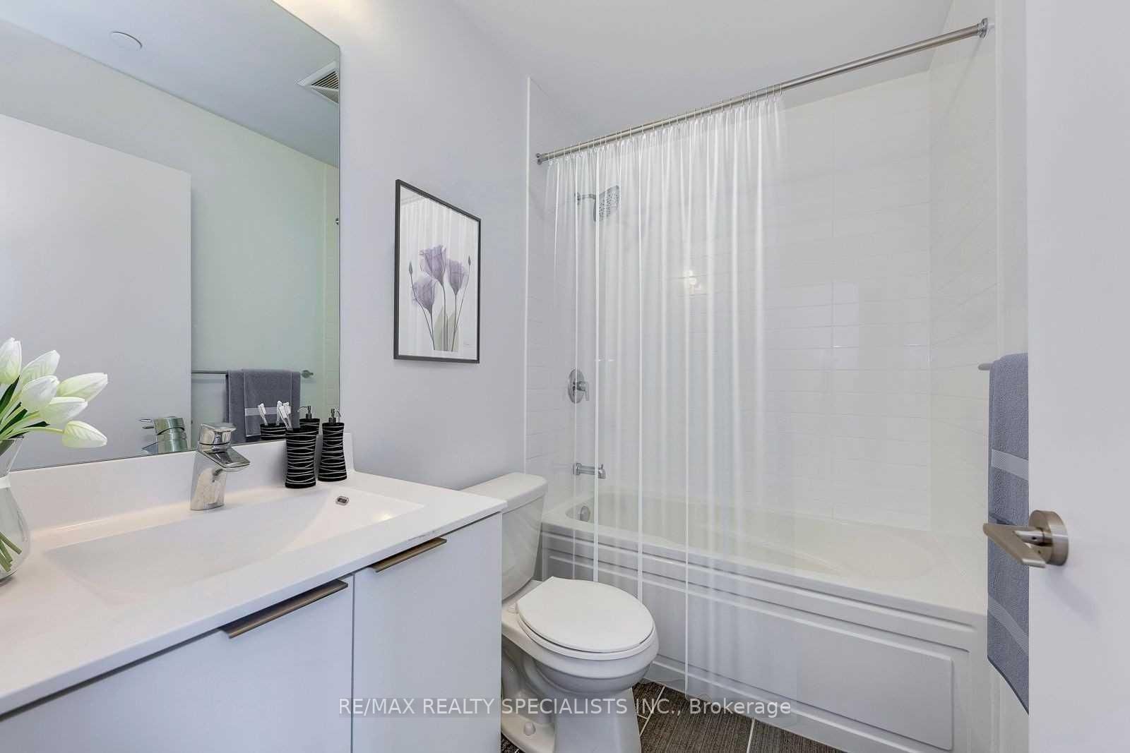 20 Shore Breeze Drive • #321 • Toronto, ON photo 11