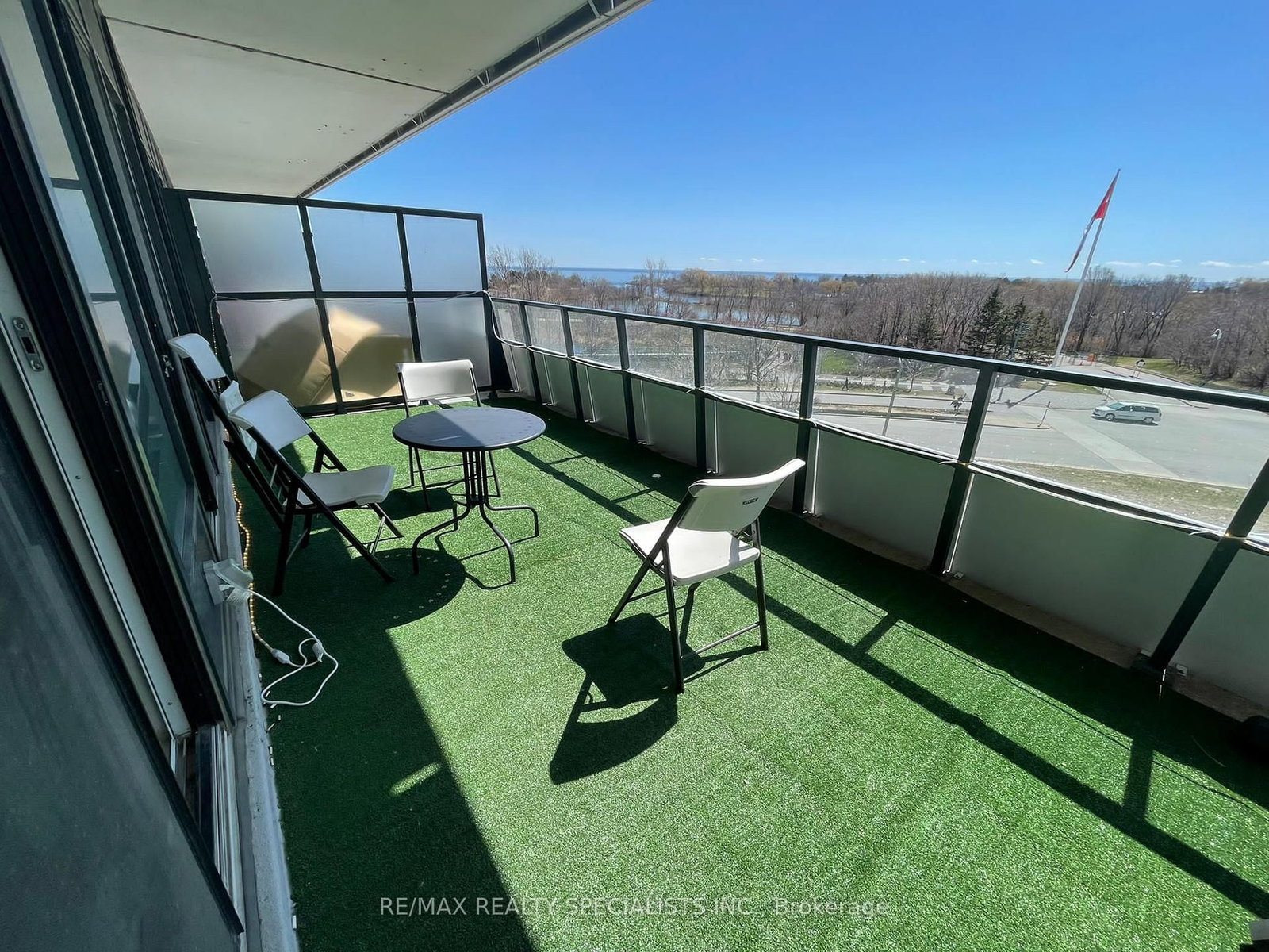 20 Shore Breeze Drive • #321 • Toronto, ON photo 12