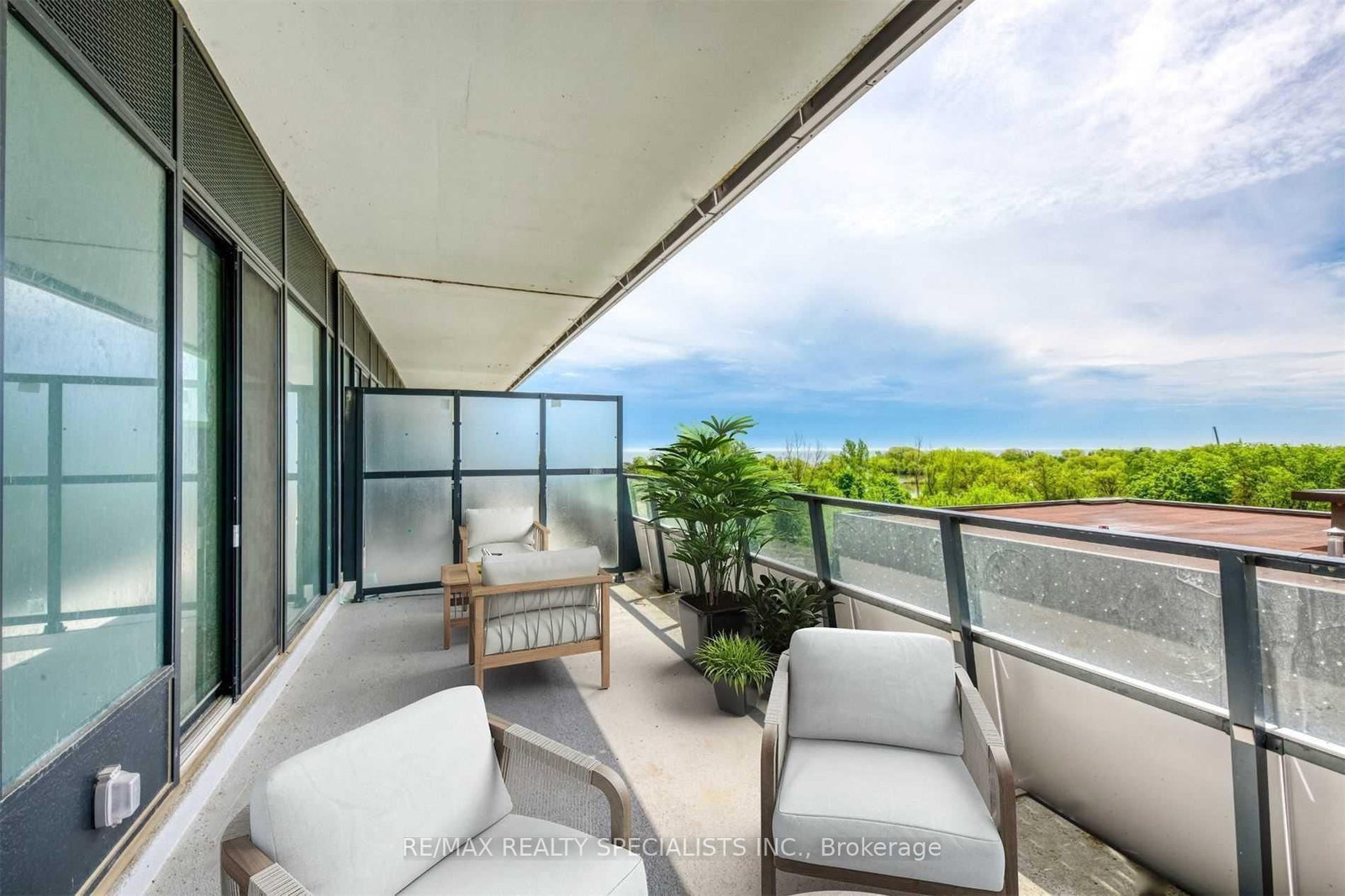 20 Shore Breeze Drive • #321 • Toronto, ON photo 13