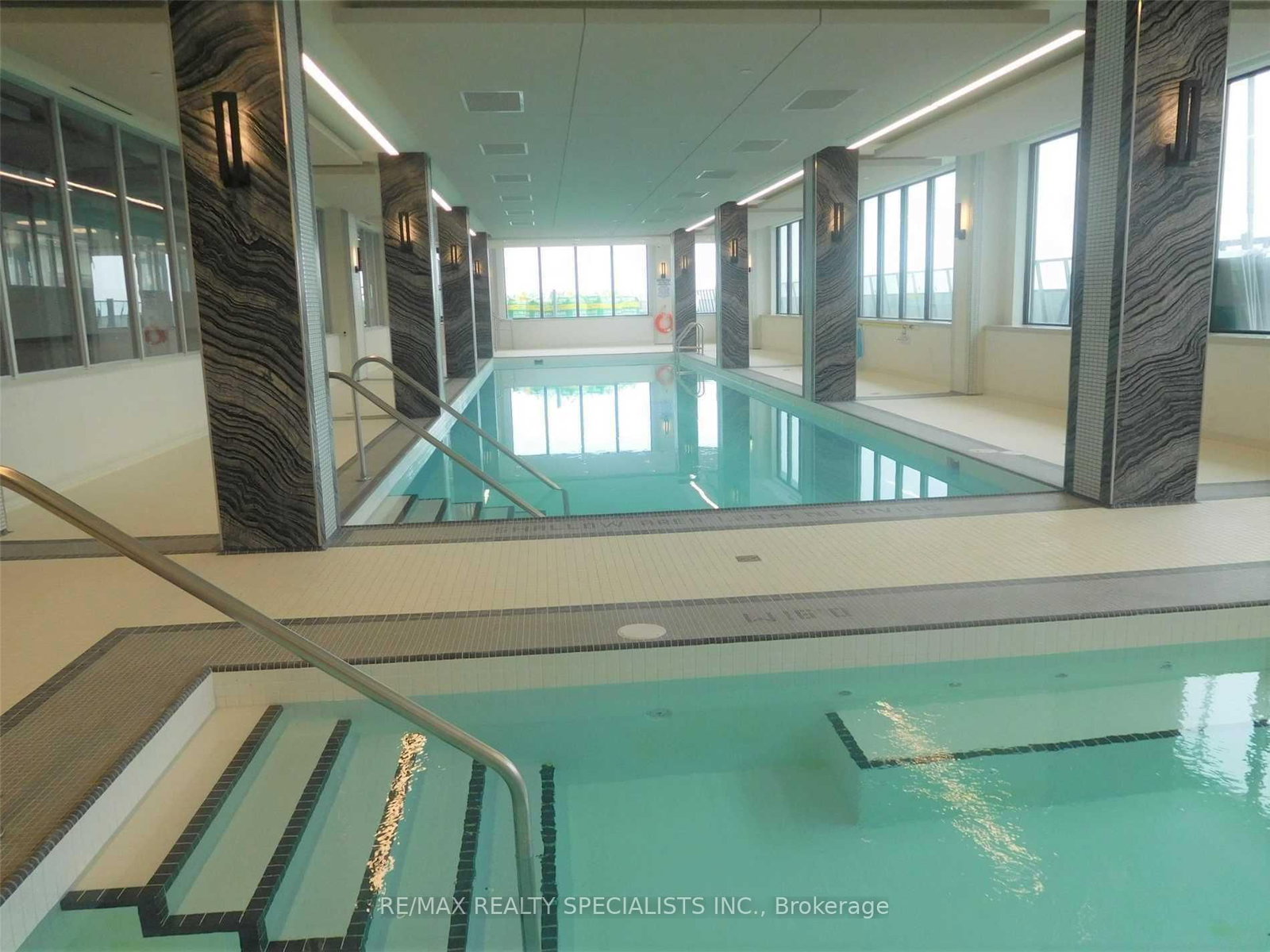 20 Shore Breeze Drive • #321 • Toronto, ON photo 16