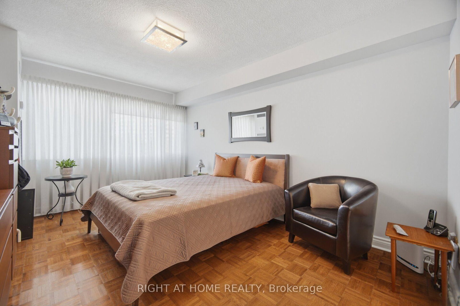 1580 Mississauga Valley Boulevard • #301 • Mississauga, ON photo 22