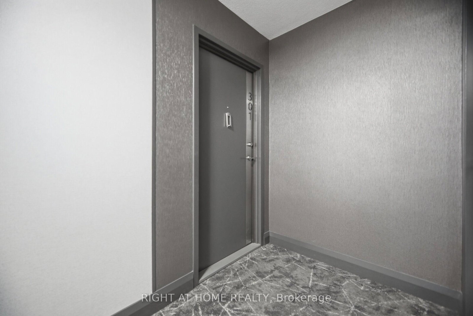 1580 Mississauga Valley Boulevard • #301 • Mississauga, ON photo 3