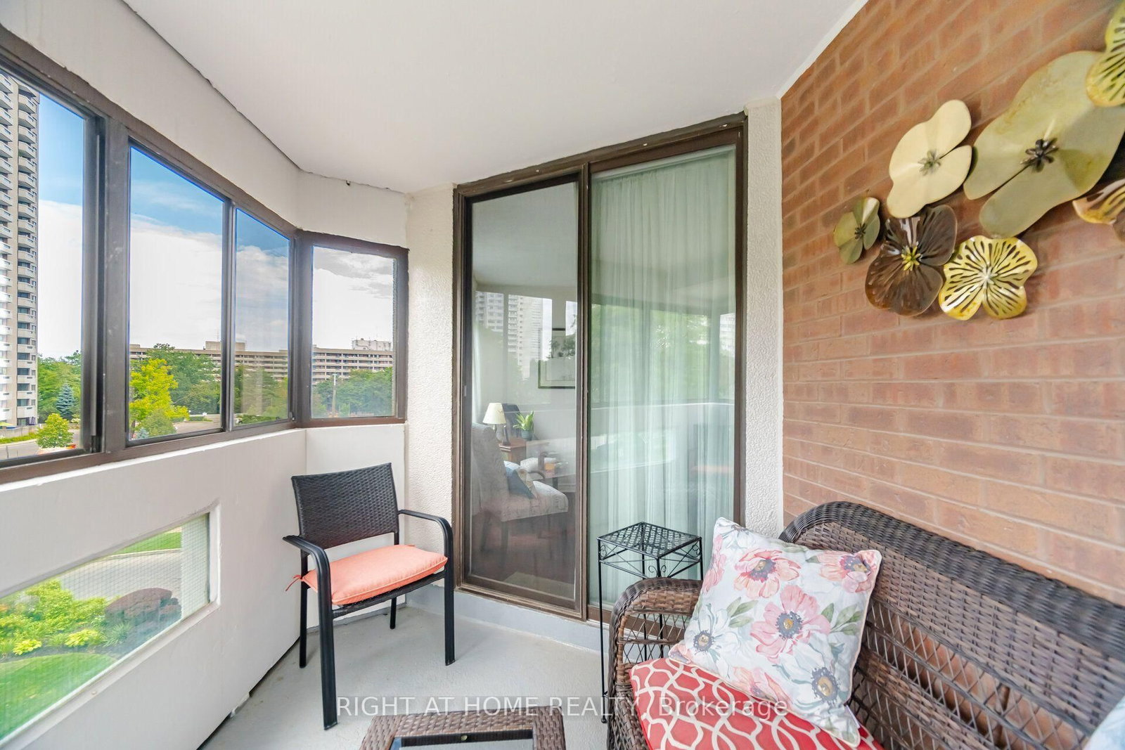 1580 Mississauga Valley Boulevard • #301 • Mississauga, ON photo 35