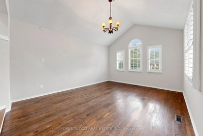 4616 Inverness Boulevard • Mississauga, ON photo 6