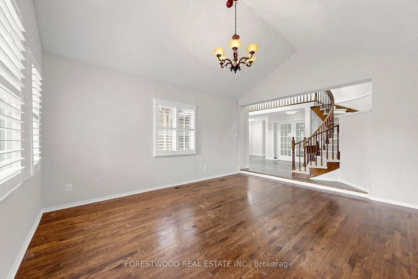 4616 Inverness Boulevard • Mississauga, ON photo 9
