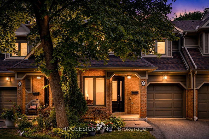 7 - 2199 Burnhamthorpe Road W