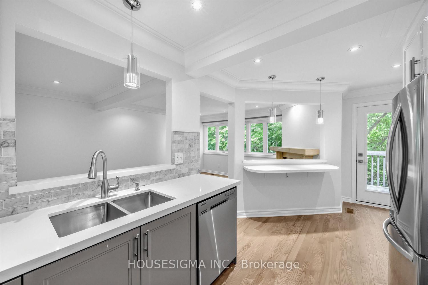 2199 Burnhamthorpe Road W • #7 • Mississauga, ON photo 12