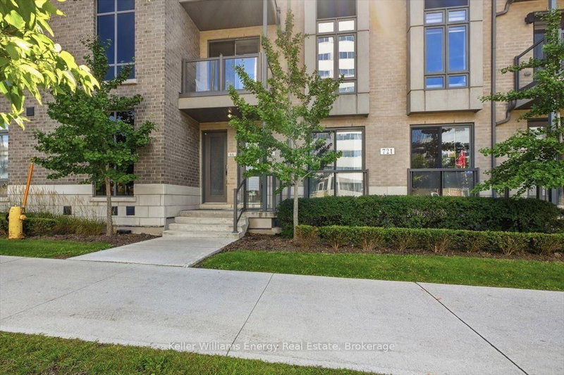65 - 721 Lawrence Avenue W