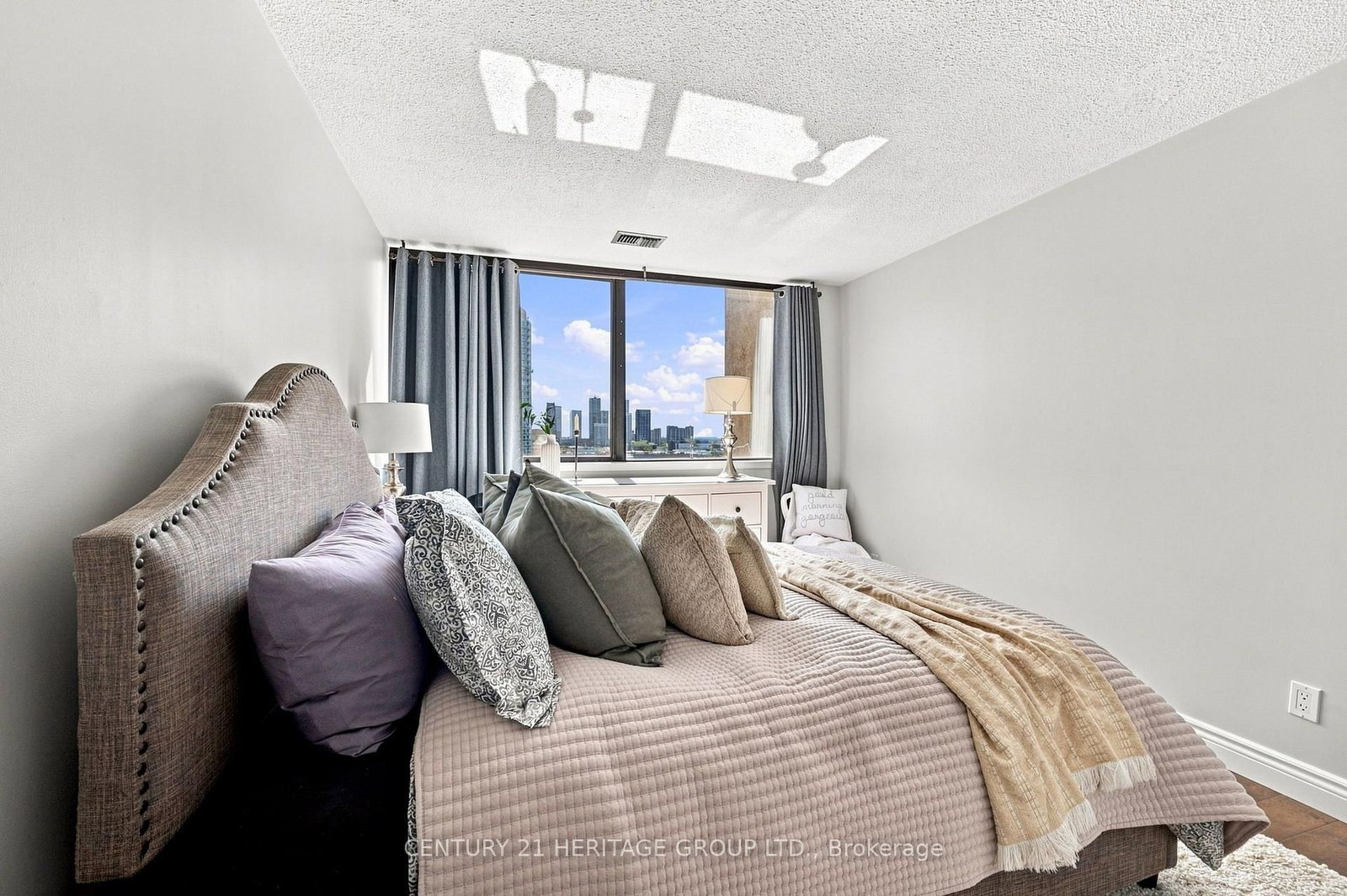200 Robert Speck Parkway • #PH1 • Mississauga, ON photo 33