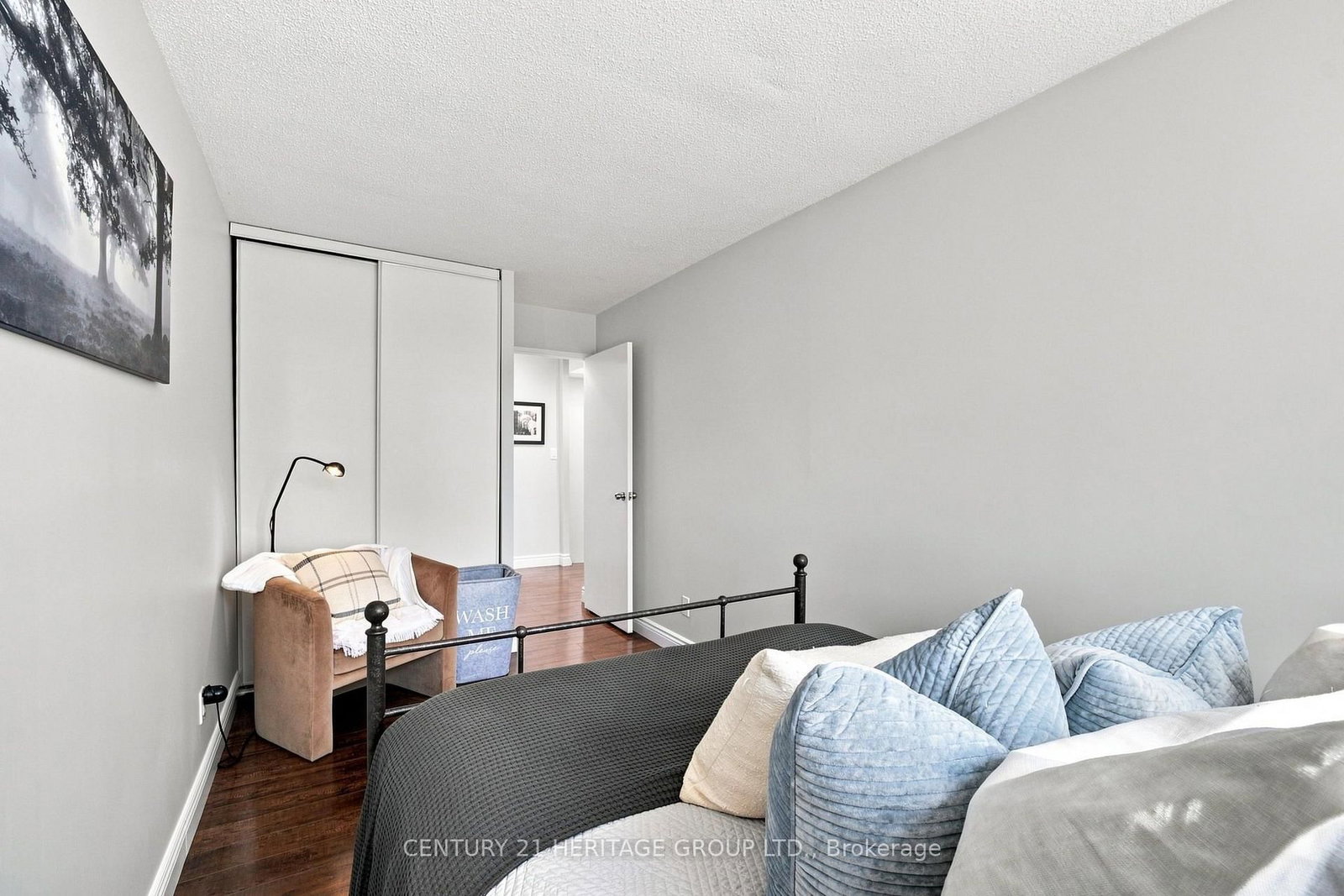200 Robert Speck Parkway • #PH1 • Mississauga, ON photo 37