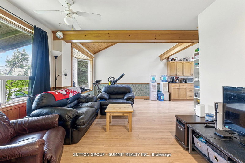 8555 Heritage Road