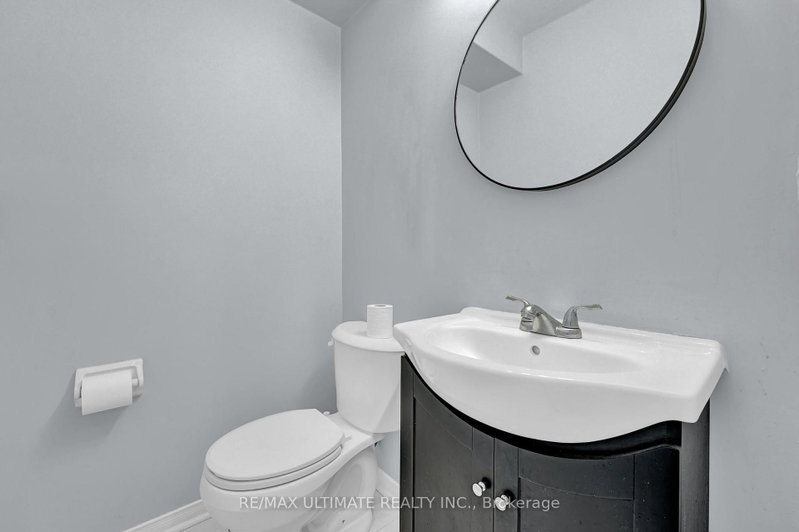 73 Bernard Brampton,ON L6Y 5S4 — Photo 11