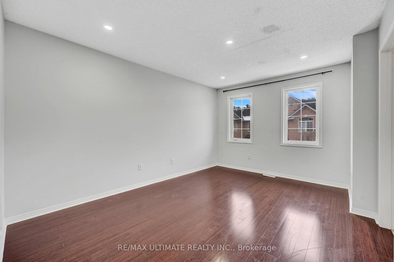 73 Bernard Brampton,ON L6Y 5S4 — Photo 12