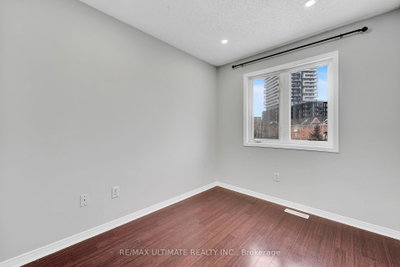 73 Bernard Brampton,ON L6Y 5S4 — Photo 26