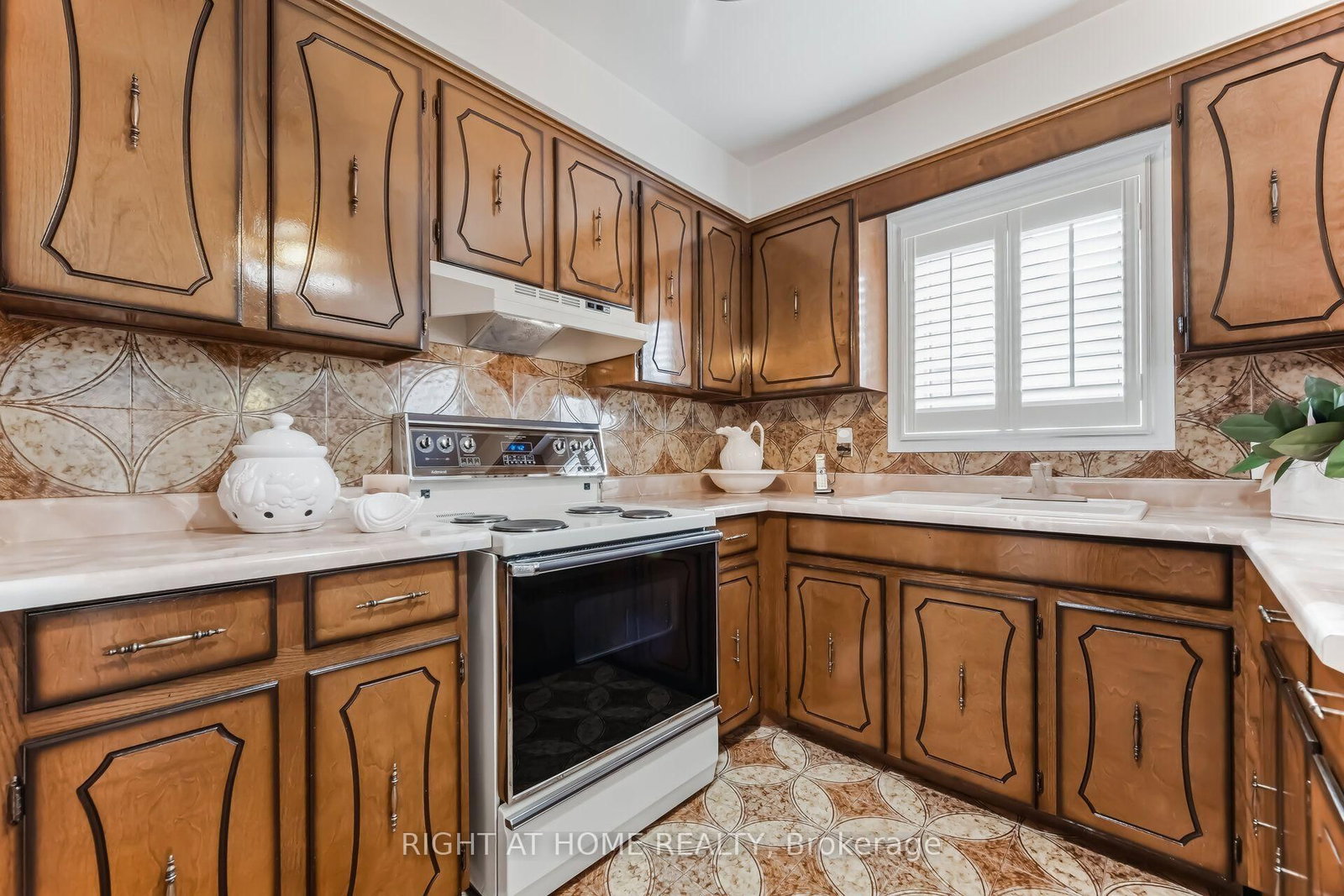 3938 Midhurst Lane • Mississauga, ON photo 11