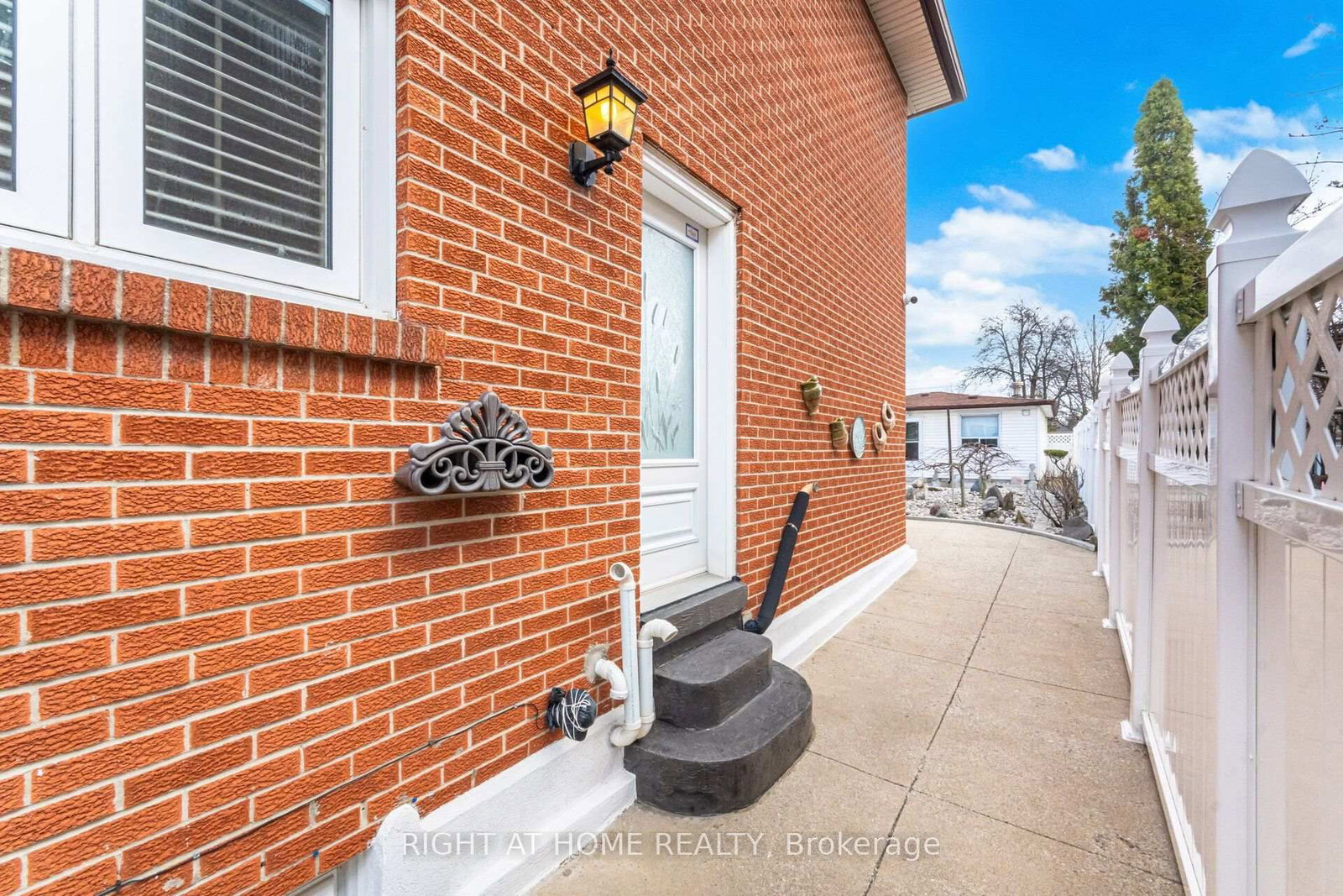 3938 Midhurst Lane • Mississauga, ON photo 19