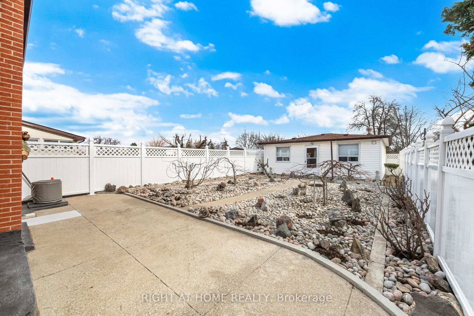 3938 Midhurst Lane • Mississauga, ON photo 45