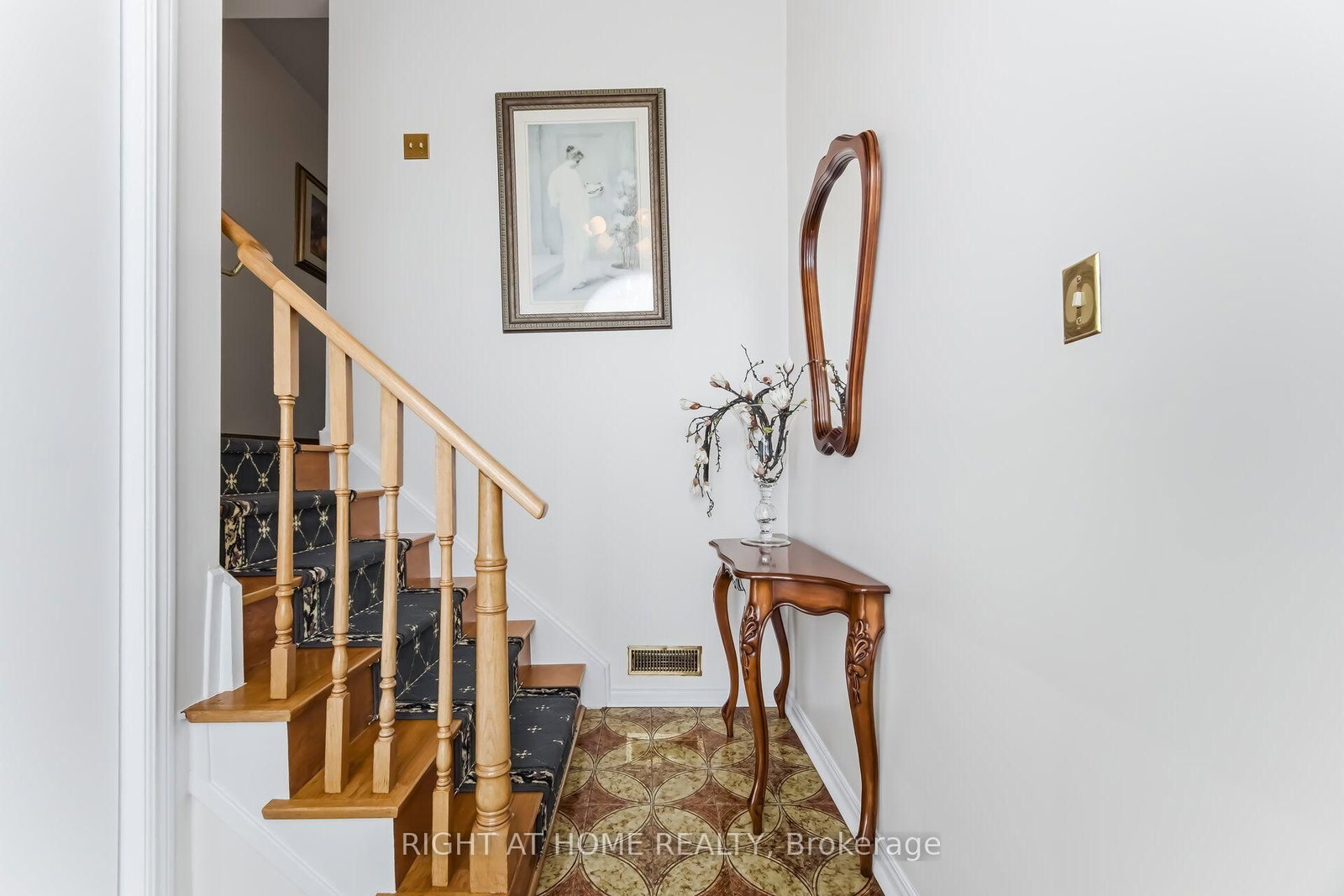 3938 Midhurst Lane • Mississauga, ON photo 6