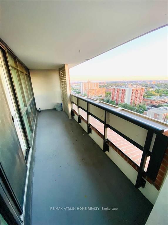 800 Lawrence Avenue W • #1818 • Toronto, ON photo 3