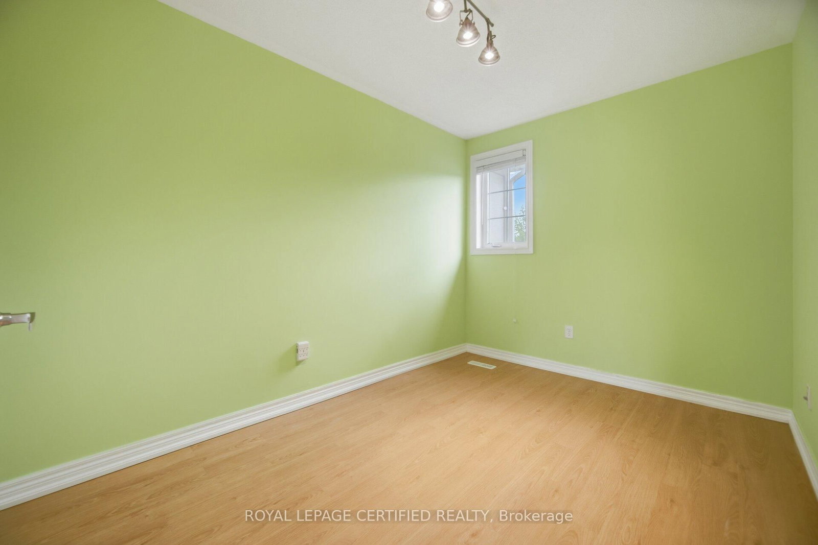 3555 Eglinton Avenue W • Mississauga, ON photo 22