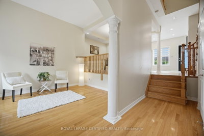 3555 Eglinton Avenue W • Mississauga, ON photo 3