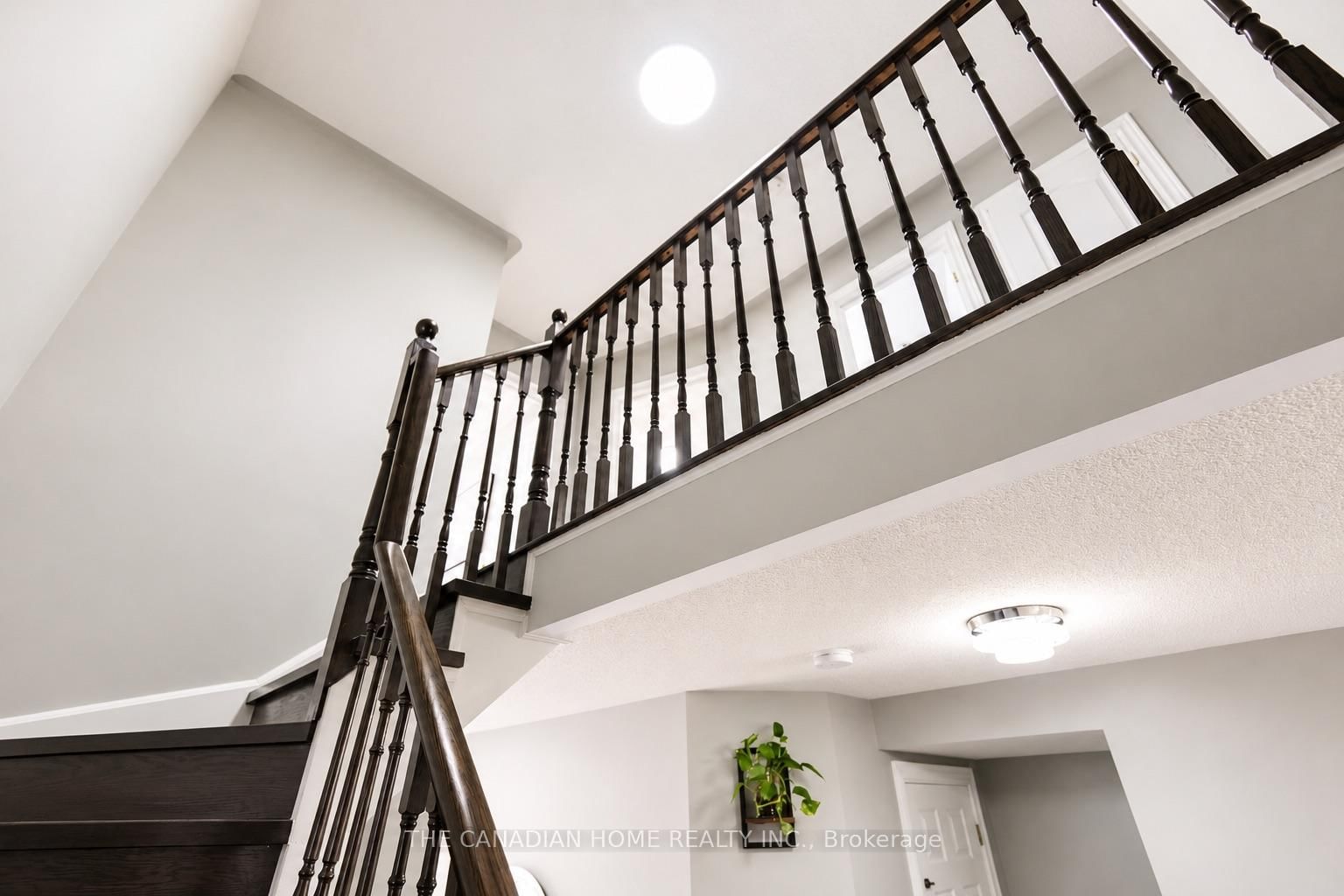 124 Tomabrook Crescent • Brampton, ON photo 14