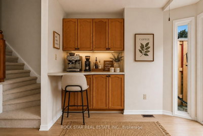 895 Maple Avenue • #331 • Burlington, ON photo 3