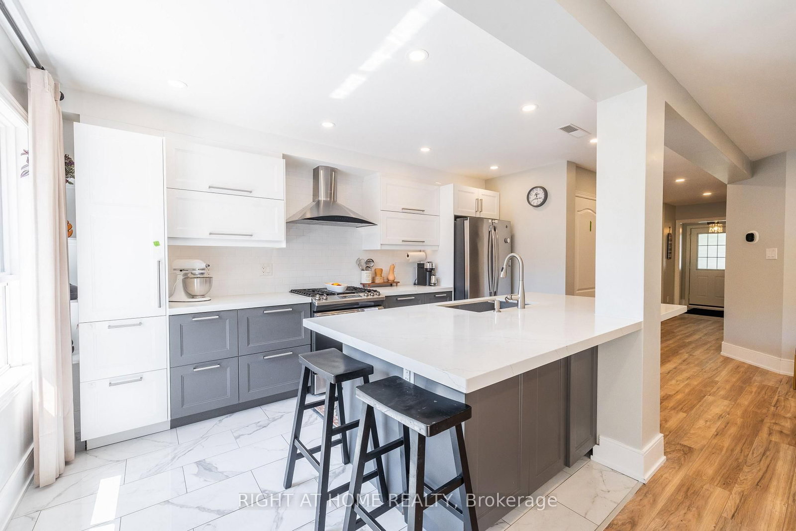 604 Lumberton Crescent • Mississauga, ON photo 10