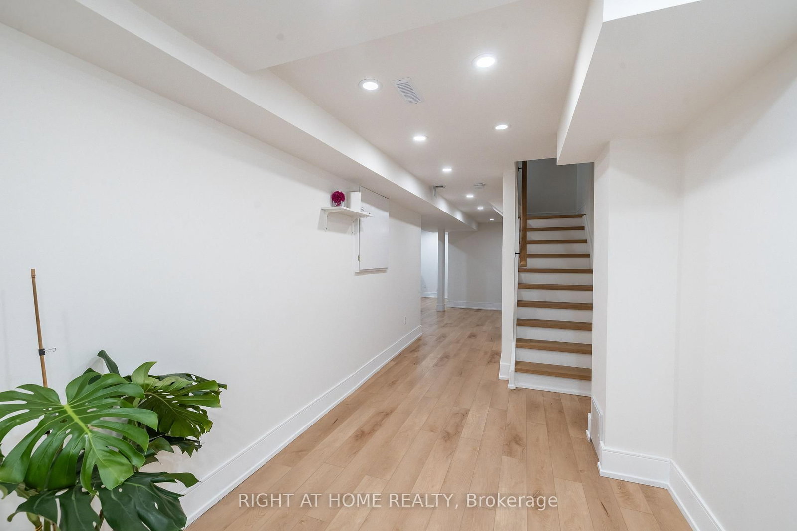 604 Lumberton Crescent • Mississauga, ON photo 24