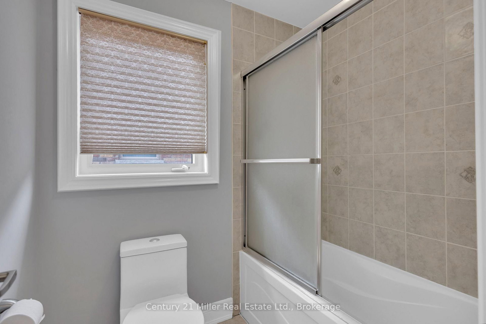 2241 Adirondak Trail • Oakville, ON photo 33