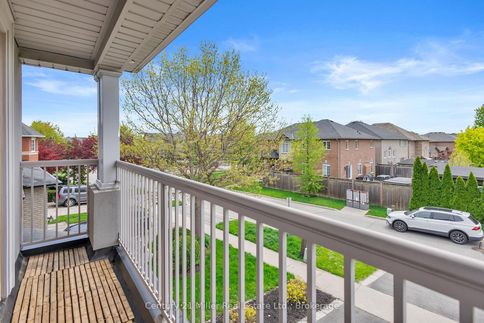 2241 Adirondak Trail • Oakville, ON photo 37