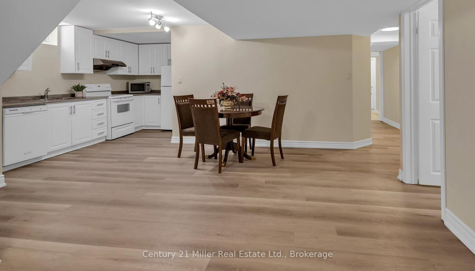 2241 Adirondak Trail • Oakville, ON photo 44