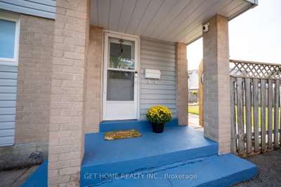 5 Huronia Court • Brampton, ON photo 3