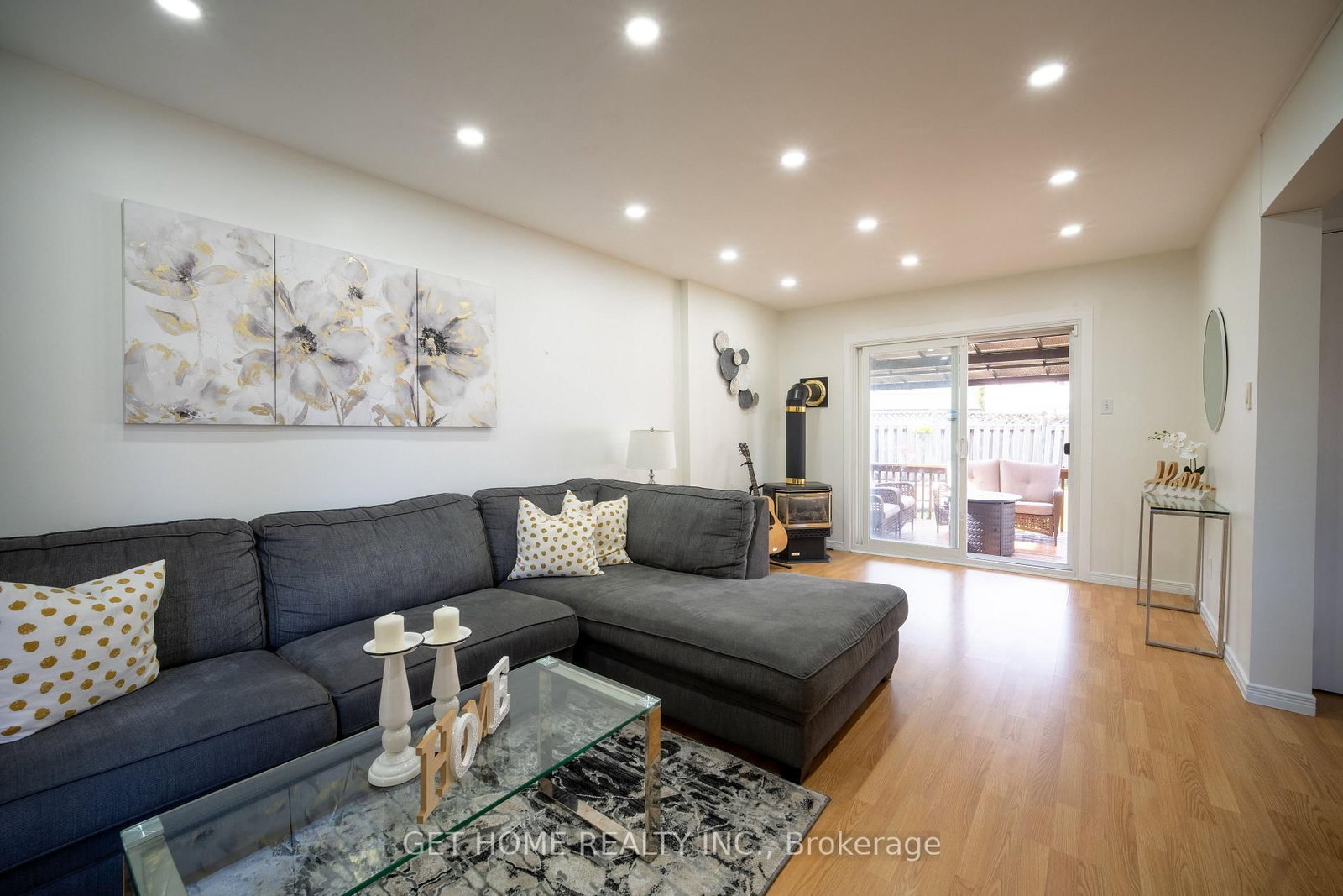 5 Huronia Court • Brampton, ON photo 5
