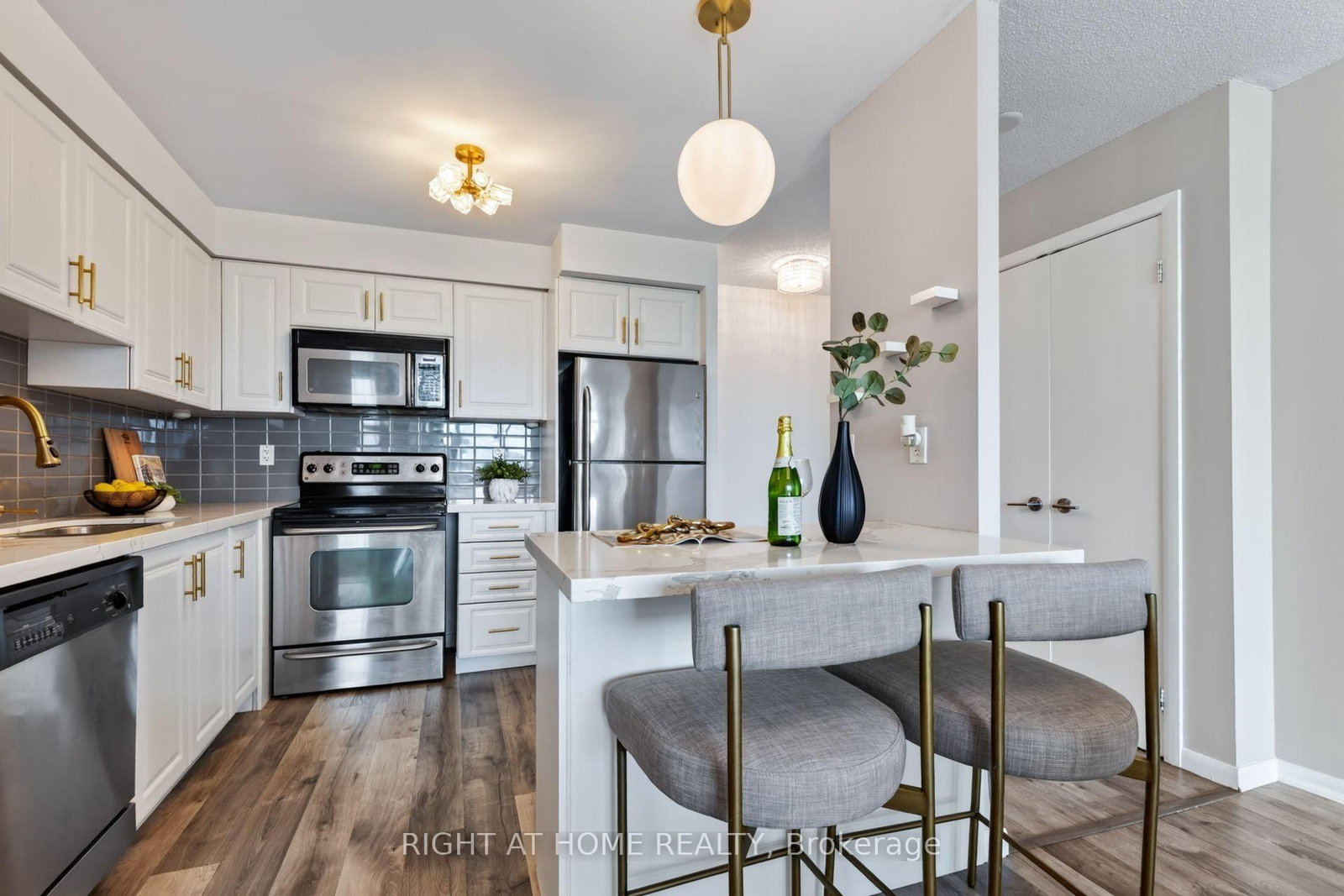 185 Legion Road N • #1417 • Toronto, ON photo 11