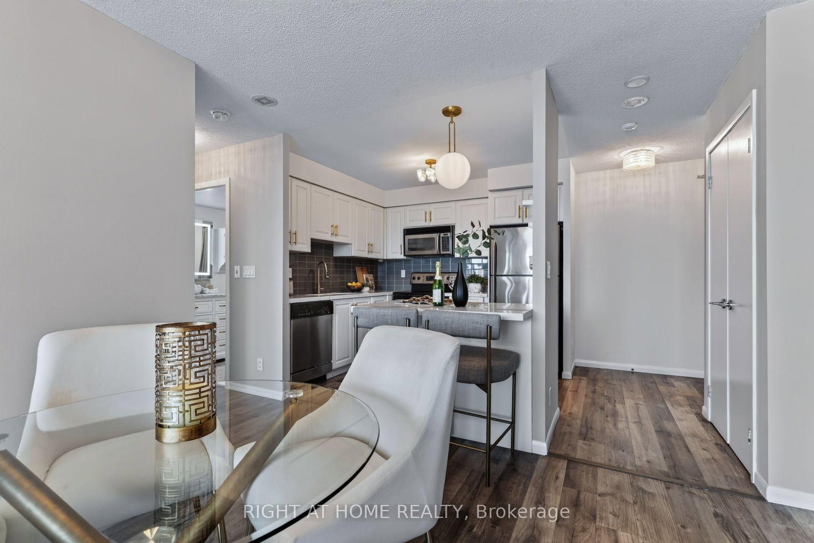 185 Legion Road N • #1417 • Toronto, ON photo 6
