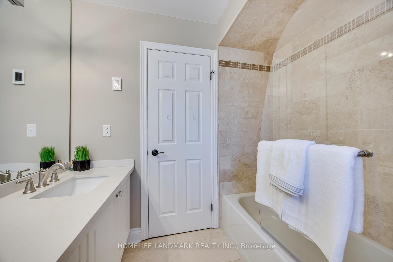 1248 Bowman Drive • Oakville, ON photo 35